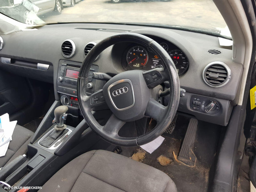 2008 Audi A3 Left Rear Door Sliding