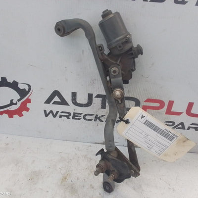 2011-2019 Toyota Yaris Wiper Motor
