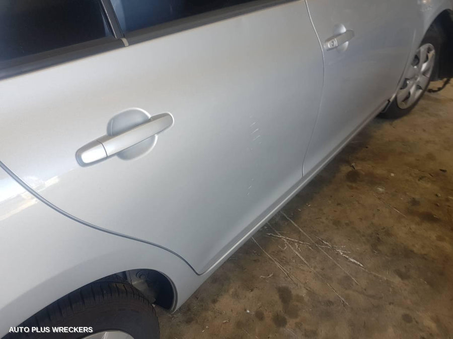 2006 Toyota Yaris Left Front Window Reg Motor