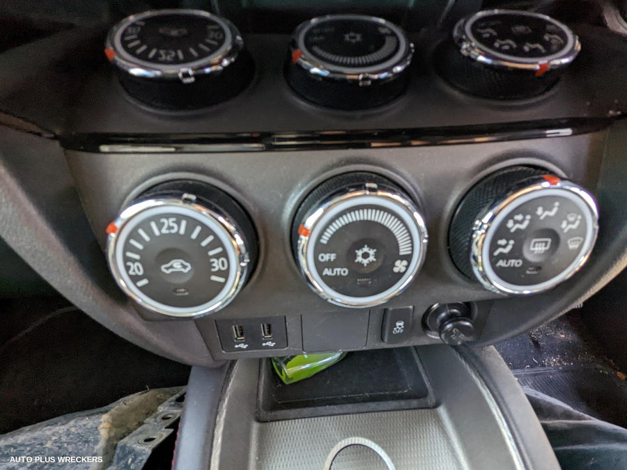 2019 Mitsubishi Asx Right Rear Door Window