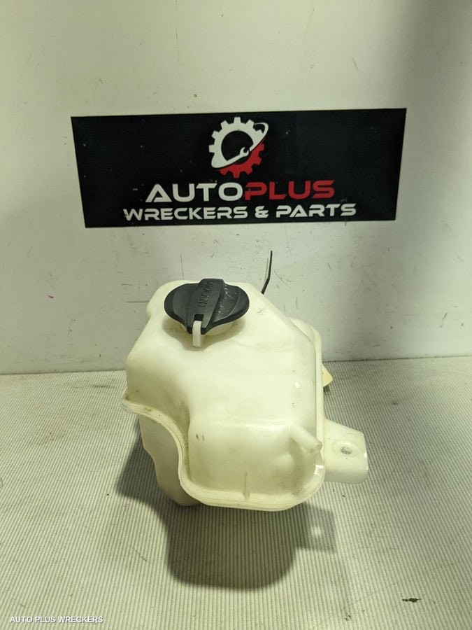 2011 HYUNDAI I45 OVERFLOW BOTTLE