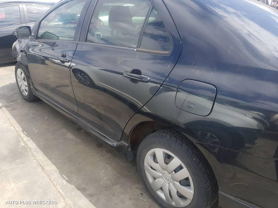 2006 Toyota Yaris Door Handle