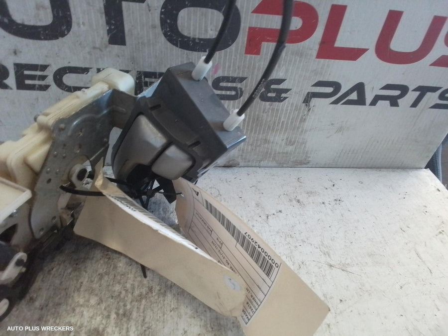 2018 Holden Colorado Door Handle