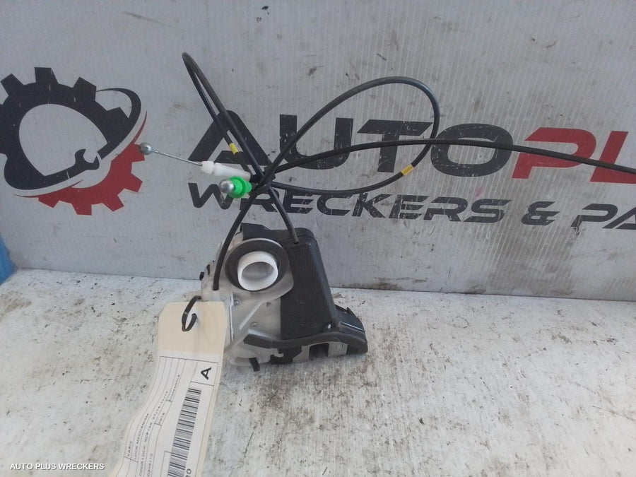 2014-2019 Toyota Yaris Door Boot Gate Lock