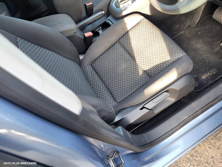 2010 Volkswagen Golf Rear Garnish