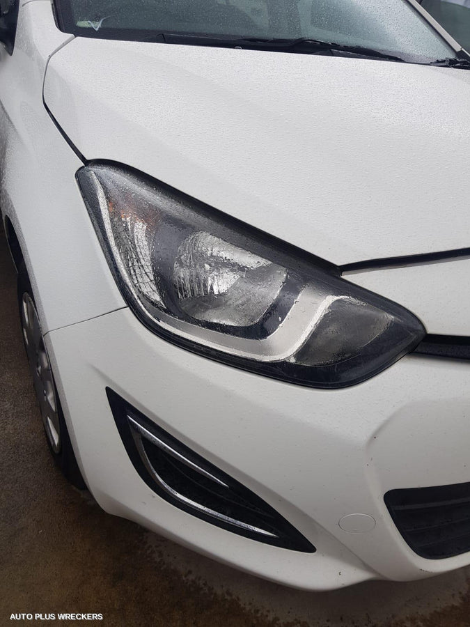 2015 Hyundai I20 Left Front Door Window