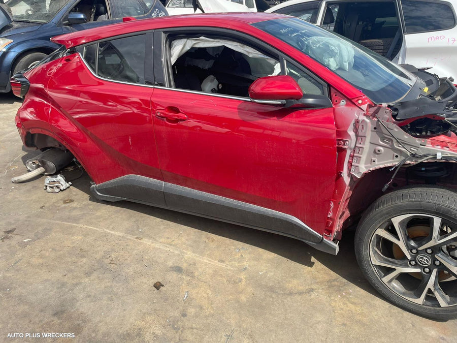 2021 Toyota C-hr Front Seat