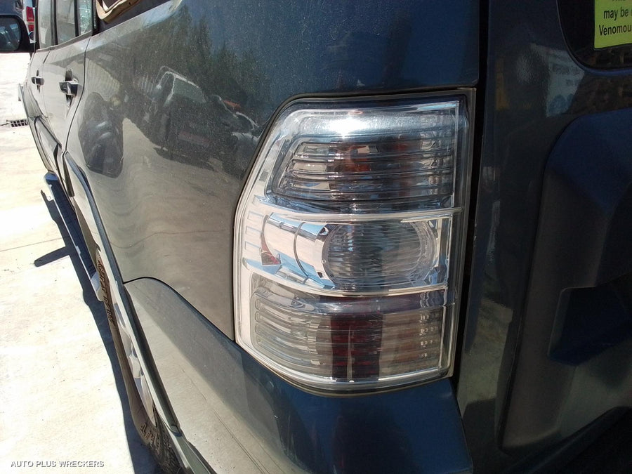 2014 Mitsubishi Pajero Wheel Mag