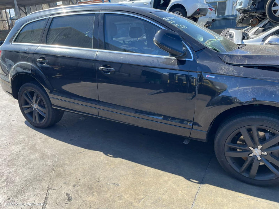 2011 Audi Q7 R Bar Bracket Reinfo