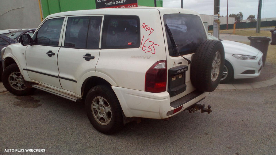 2000-2006 Mitsubishi Pajero Door Boot Gate Lock