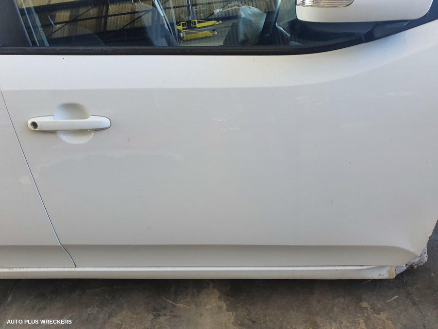 2010 Kia Cerato Right Front Door
