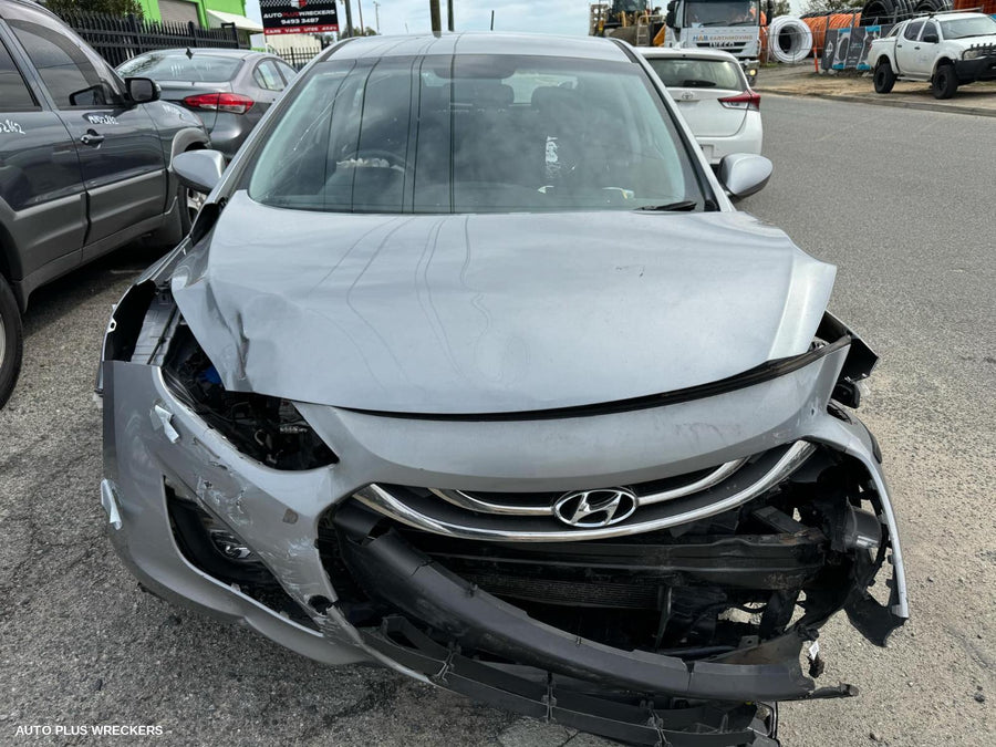 2014 Hyundai I30 Right Door Mirror