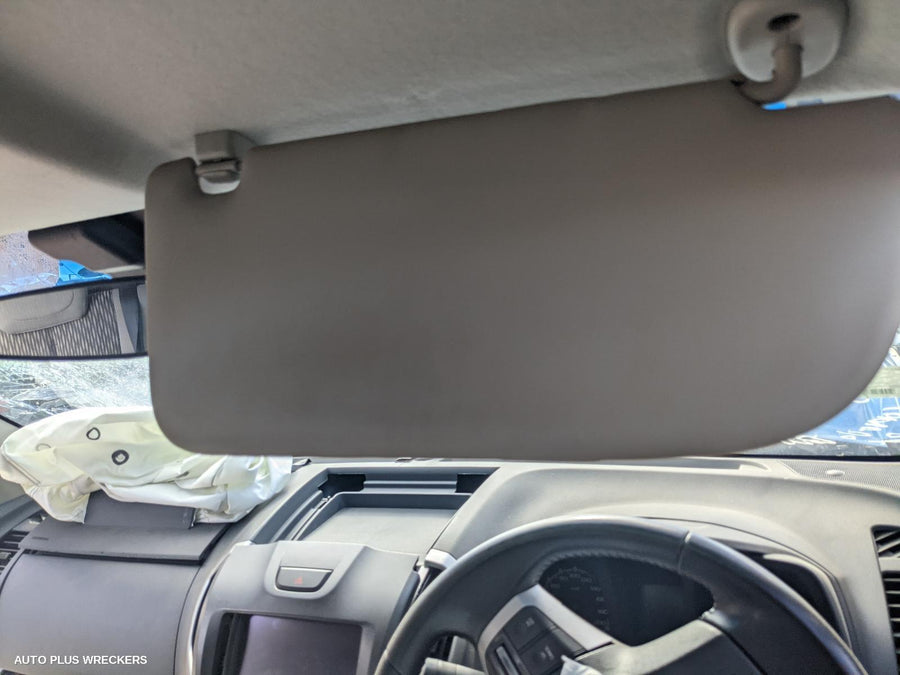 2015 Holden Colorado Right Door Mirror