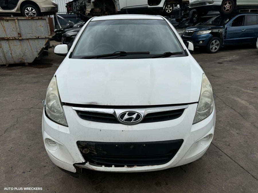 2011 Hyundai I20 Right Guard Liner