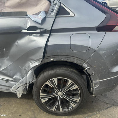 2021 MITSUBISHI ECLIPSE CROSS FAN