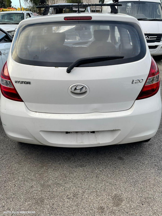 2010-2012 Hyundai I20 Left Guard Liner