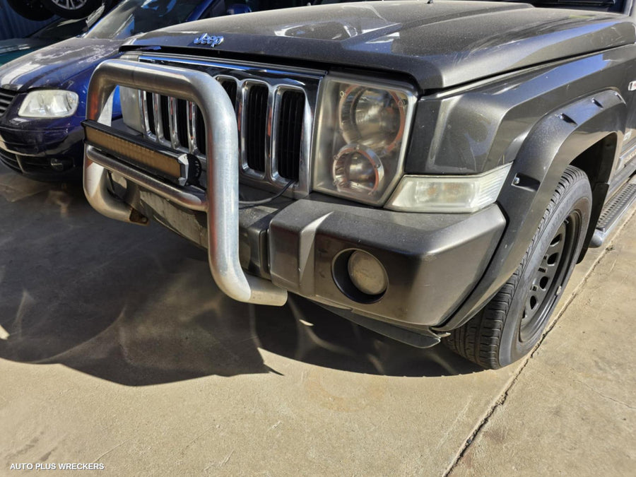 2006-2010 Jeep Commander Right Rear Side Glass