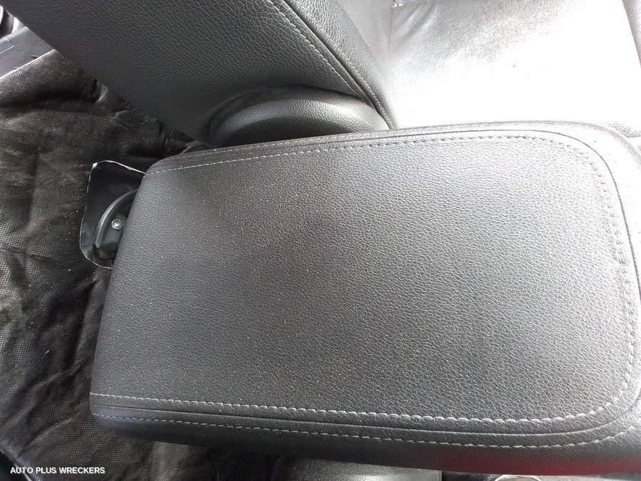 2012 Holden Captiva Right Guard