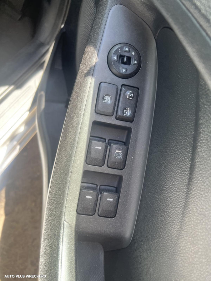 2018 Kia Cerato Trans Gearbox