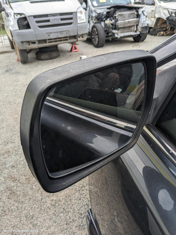 2011 Subaru Liberty Sunvisor