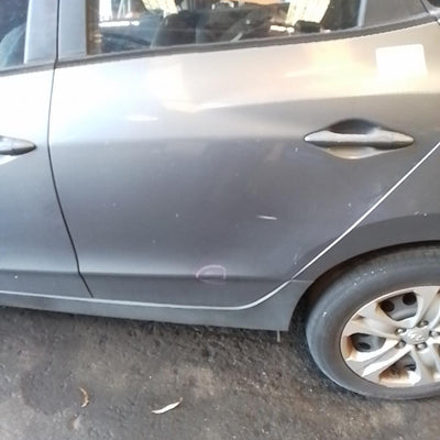 2011 Hyundai Ix35 Left Rear Door Sliding