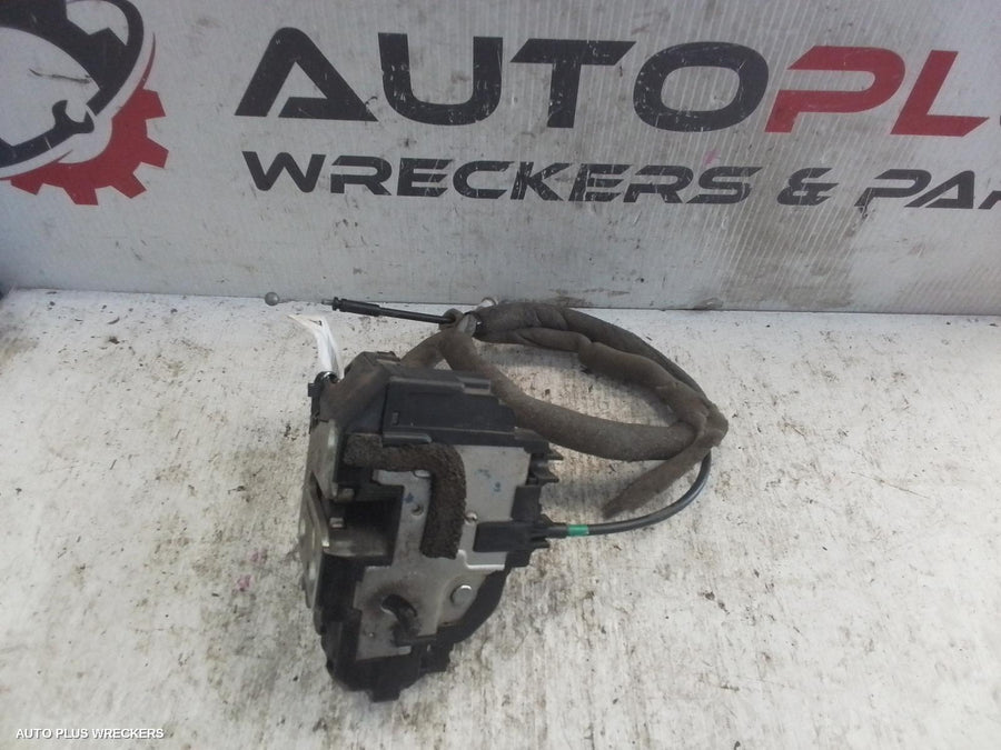 2007-2014 Nissan Dualis Door Boot Gate Lock