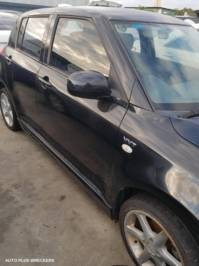 2004-2011 Suzuki Swift Right Rear Door Window