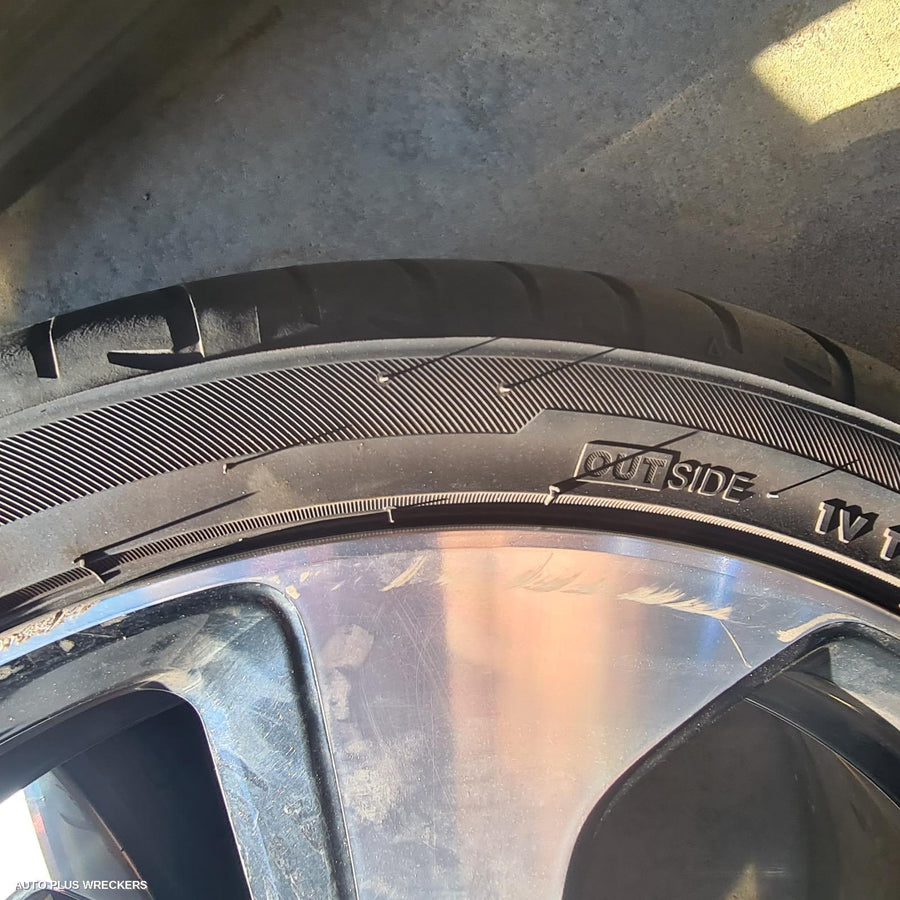 2012-2017 Volkswagen Golf Wheel Mag