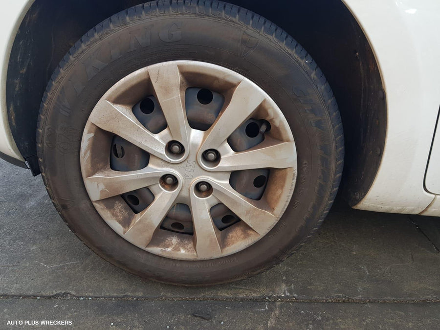 2013 Kia Rio Left Front 1 4 Door Glass