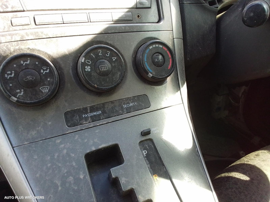 2007 Toyota Corolla Left Front Door