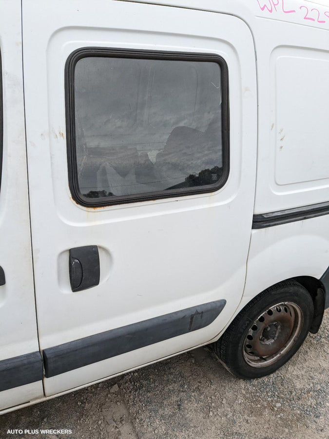 2006 Renault Kangoo Left Front Door