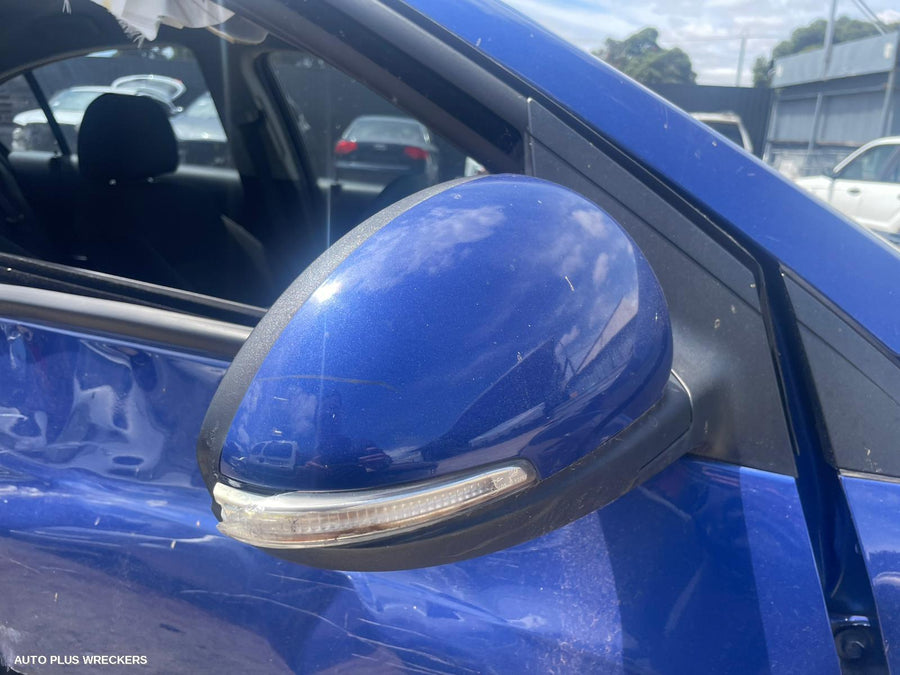 2016 Holden Cruze Right Door Mirror