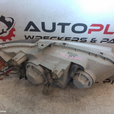 2005 Holden Commodore Left Headlamp