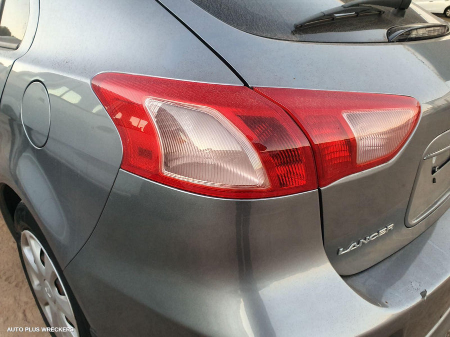 2013 Mitsubishi Lancer Instrument Cluster