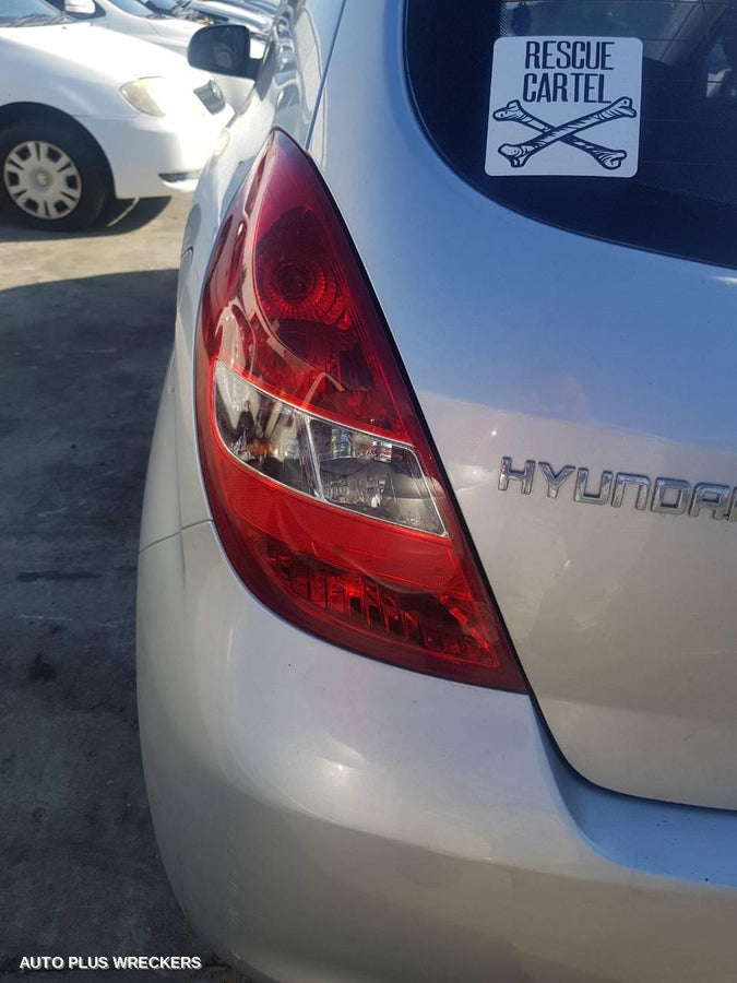 2011 Hyundai I20 Right Guard