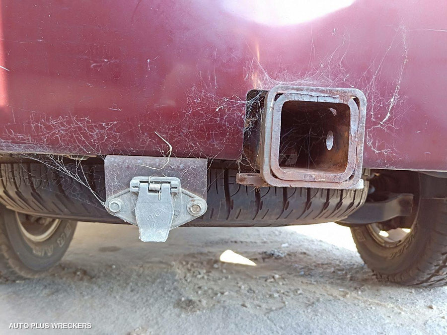2005-2013 Nissan Pathfinder Right Guard