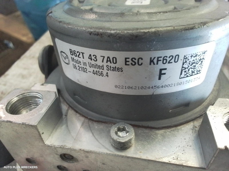 2013-2019 Mazda 3 Abs Pump Modulator