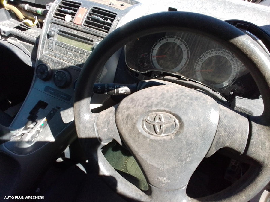 2007 Toyota Corolla Left Front Door