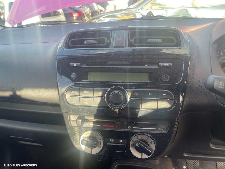 2015 Mitsubishi Mirage Right Front Door Window