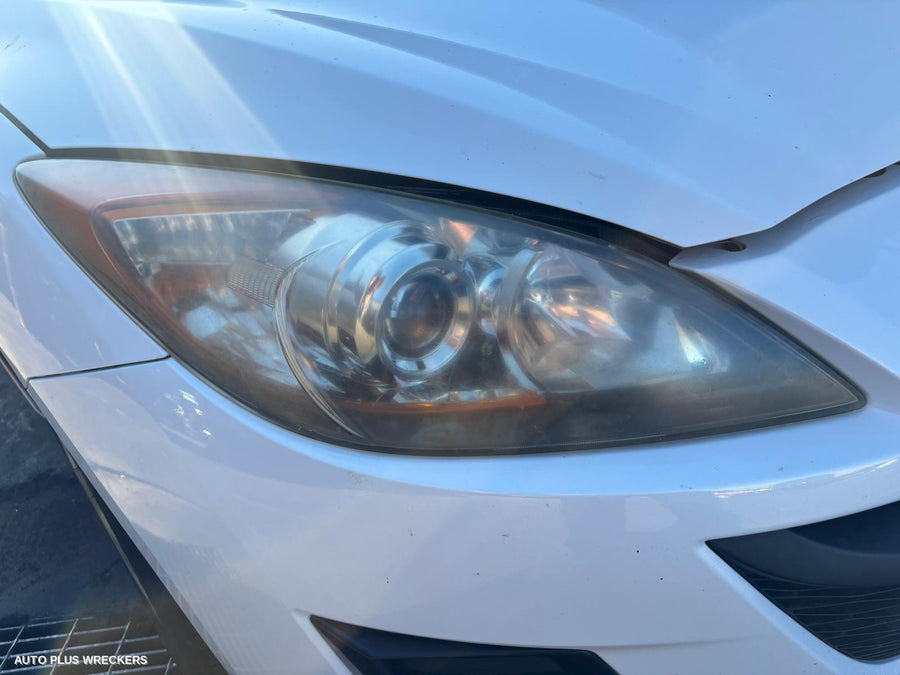 2009 Mazda 3 Console