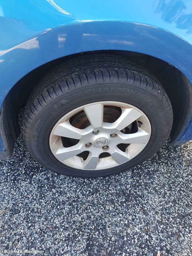 2006 Nissan Tiida Grille