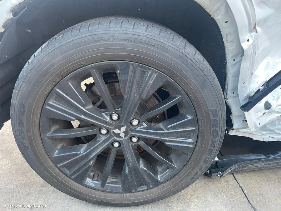 2019 Mitsubishi Eclipse Cross Air Cleaner Box