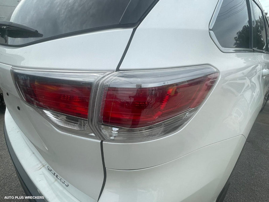 2015 Toyota Kluger Wheel Mag