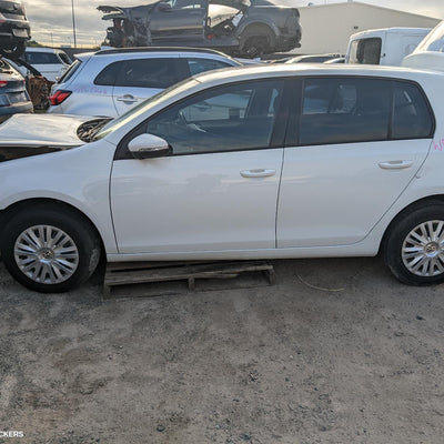 2011 Volkswagen Golf Left Rear Door Window