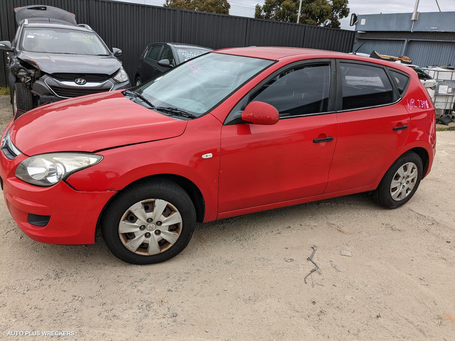 2011 Hyundai I30 Left Rear Door Window