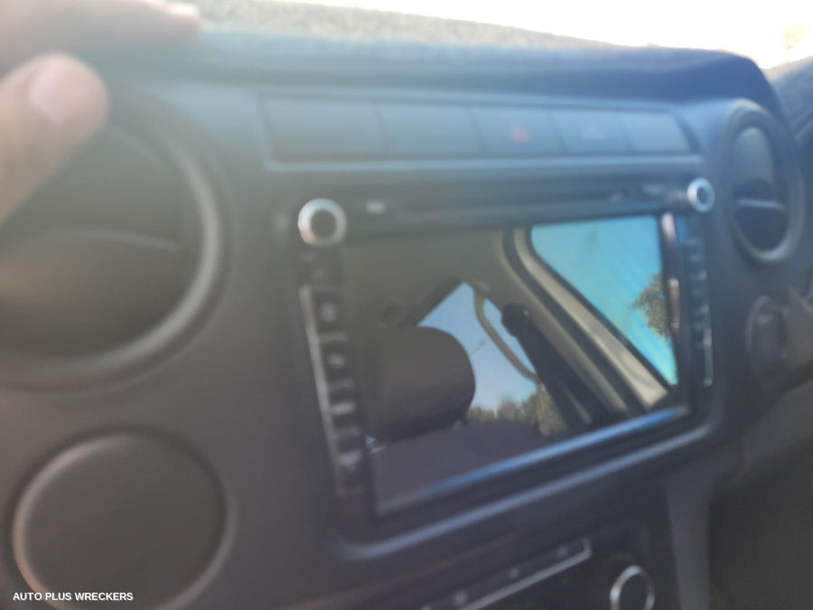 2013 Volkswagen Amarok Right Rear Door Sliding