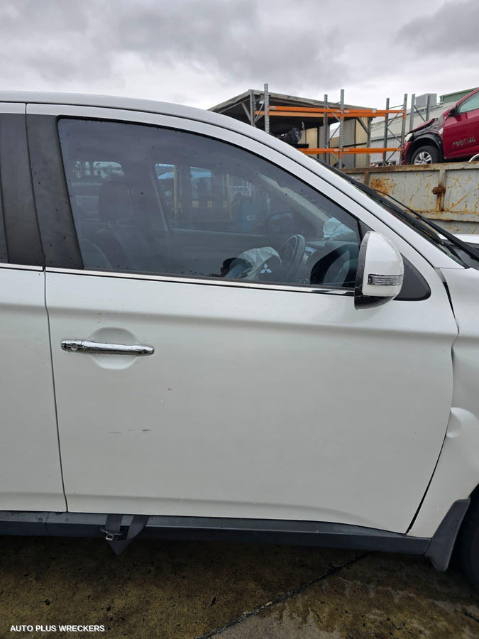 2012-2015 Mitsubishi Outlander Wheel Mag