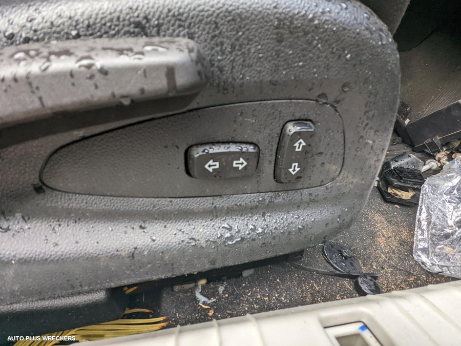 2014 Holden Commodore Radio Cd Dvd Sat Tv