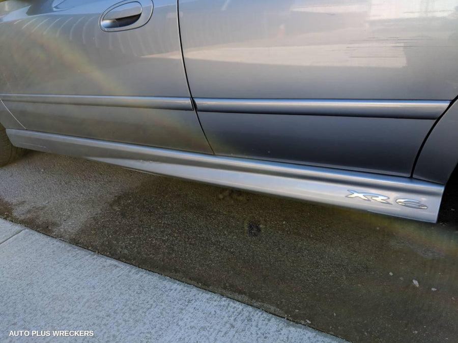 2003 Ford Falcon Left Guard