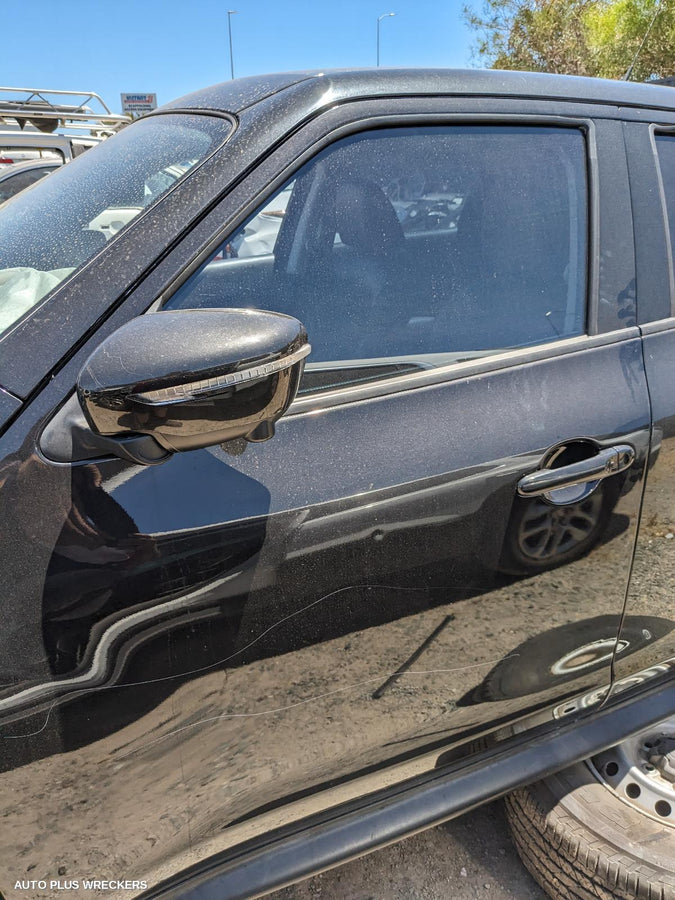 2015-2019 Nissan Juke Left Guard